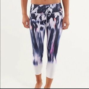 Lululemon Wunder Under Mirage Crop size 8